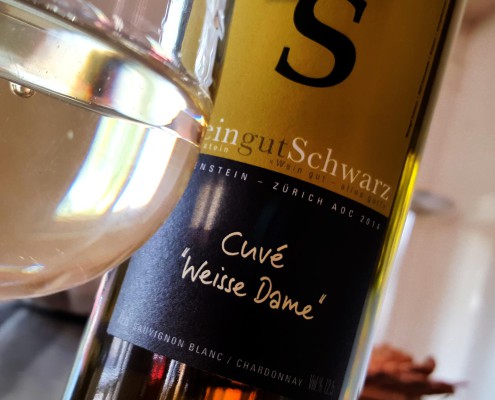weisse-dame-weingut-schwarz